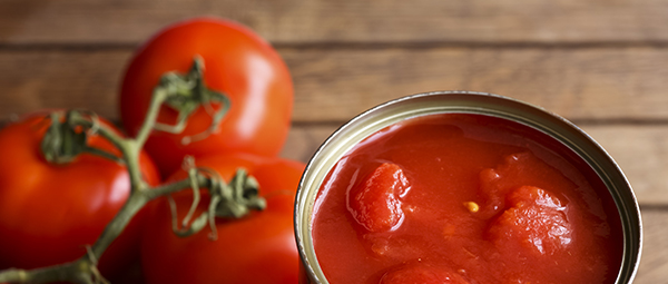 Kan tomatsauce erstatte friske tomater?